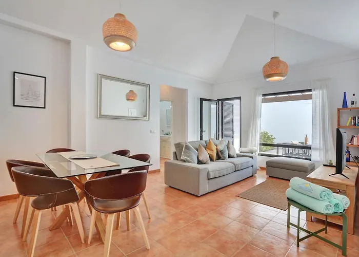 Villa Oliva, Private In *